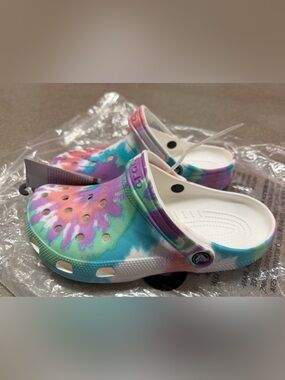 NWT CROCS Unisex Classic Tie-Dye Graphic Clog 205453-6SN Size W10 M8